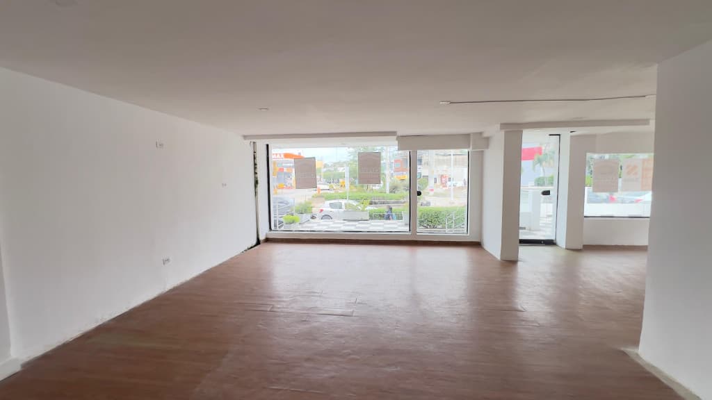 Imagen https://s3-us-west-2.amazonaws.com/pictures.domus.la/inmobiliaria_59/94838_12_1784658864.jpg