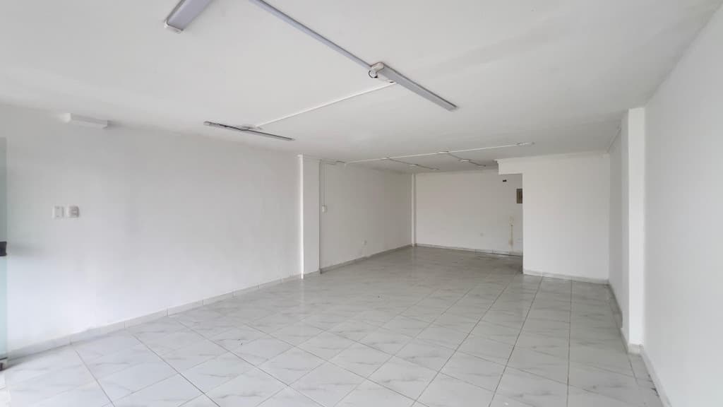 Imagen https://s3-us-west-2.amazonaws.com/pictures.domus.la/inmobiliaria_59/94840_3_1784727677.jpg