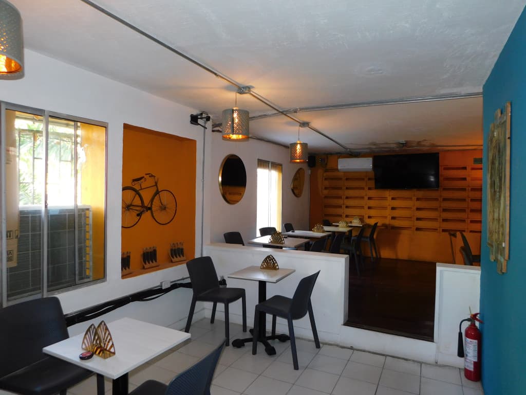 Imagen https://s3-us-west-2.amazonaws.com/pictures.domus.la/inmobiliaria_59/94849_11_1784668032.jpg