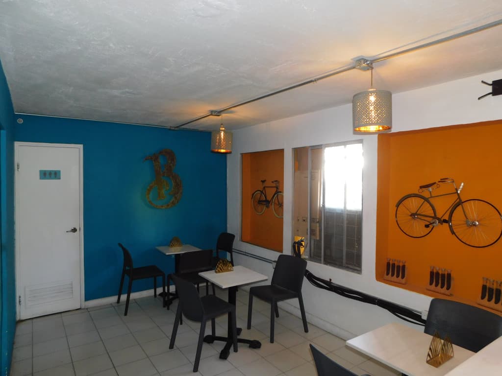 Imagen https://s3-us-west-2.amazonaws.com/pictures.domus.la/inmobiliaria_59/94849_9_1784668031.jpg