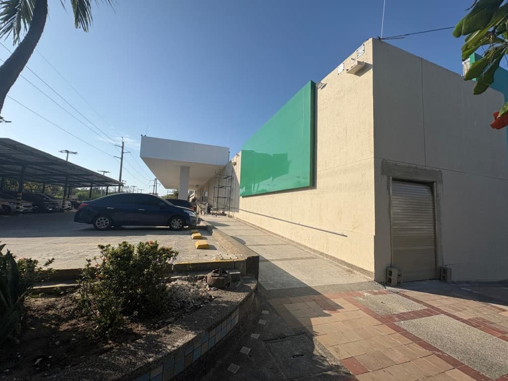 Imagen https://s3-us-west-2.amazonaws.com/pictures.domus.la/inmobiliaria_59/94866_6_1784838980.jpg