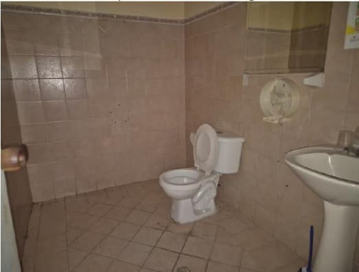 Imagen https://s3-us-west-2.amazonaws.com/pictures.domus.la/inmobiliaria_59/94871_2_1784904661.jpg