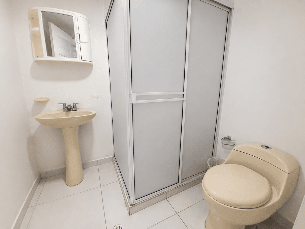 Imagen https://s3-us-west-2.amazonaws.com/pictures.domus.la/inmobiliaria_59/94961_19_1785814076.png