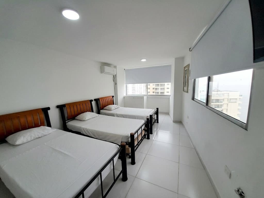 Imagen https://s3-us-west-2.amazonaws.com/pictures.domus.la/inmobiliaria_59/94961_20_1785814075.jpg