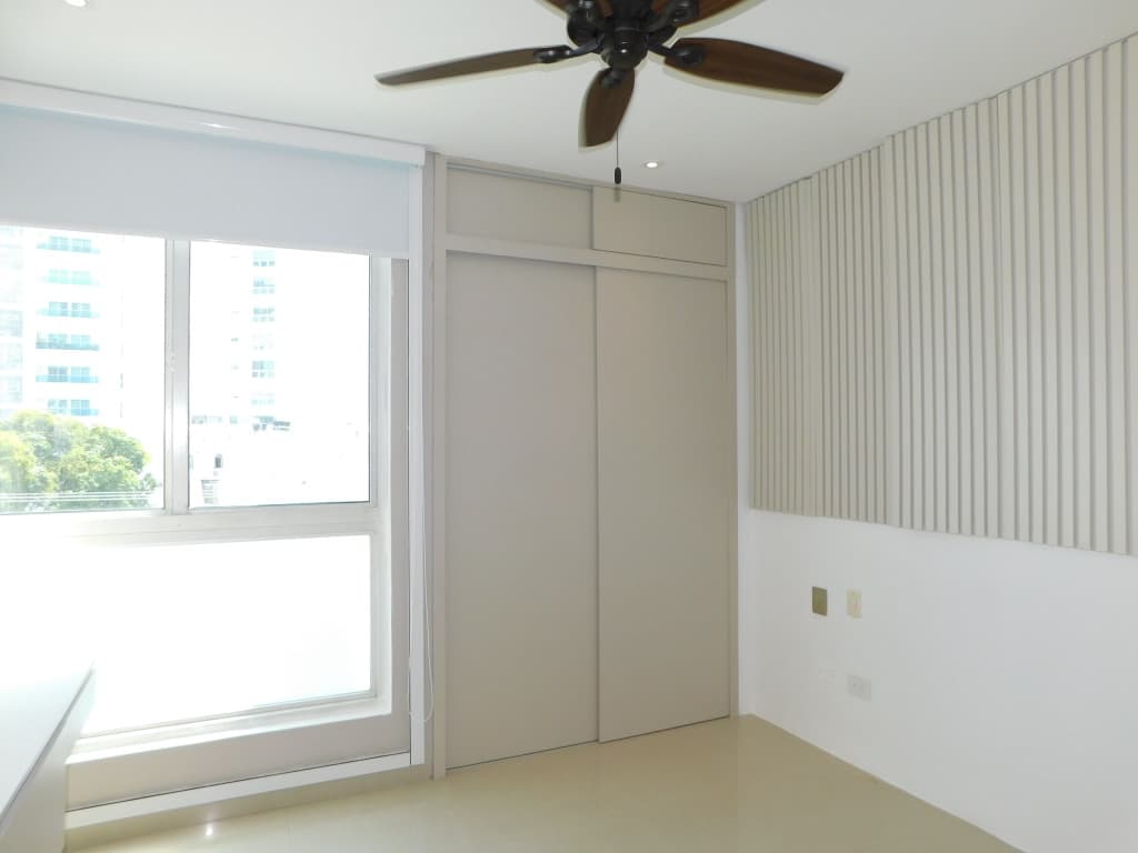 Imagen https://s3-us-west-2.amazonaws.com/pictures.domus.la/inmobiliaria_59/94963_16_1785869758.jpg