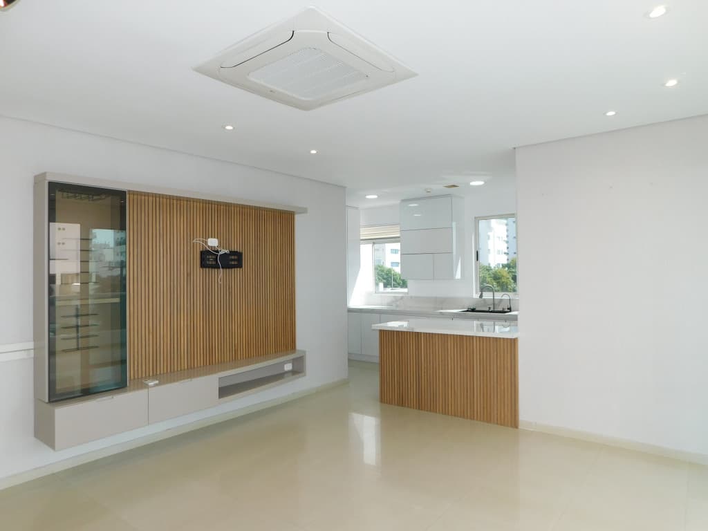 Imagen https://s3-us-west-2.amazonaws.com/pictures.domus.la/inmobiliaria_59/94963_9_1785869749.jpg