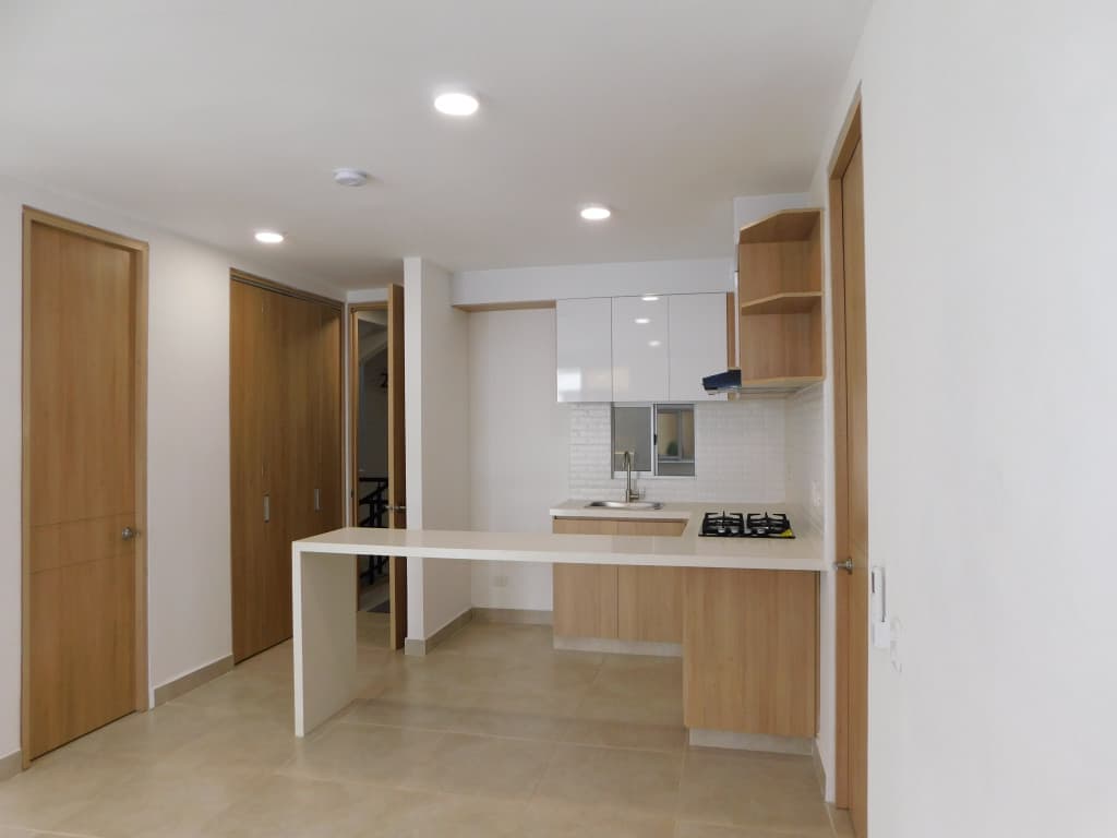 Imagen https://s3-us-west-2.amazonaws.com/pictures.domus.la/inmobiliaria_59/94966_5_1785870986.jpg