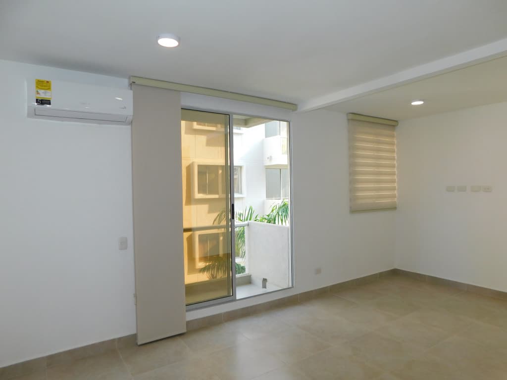 Imagen https://s3-us-west-2.amazonaws.com/pictures.domus.la/inmobiliaria_59/94966_6_1785870986.jpg