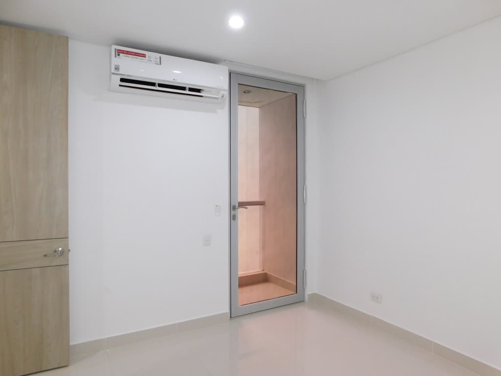 Imagen https://s3-us-west-2.amazonaws.com/pictures.domus.la/inmobiliaria_59/94967_18_1785873385.jpg