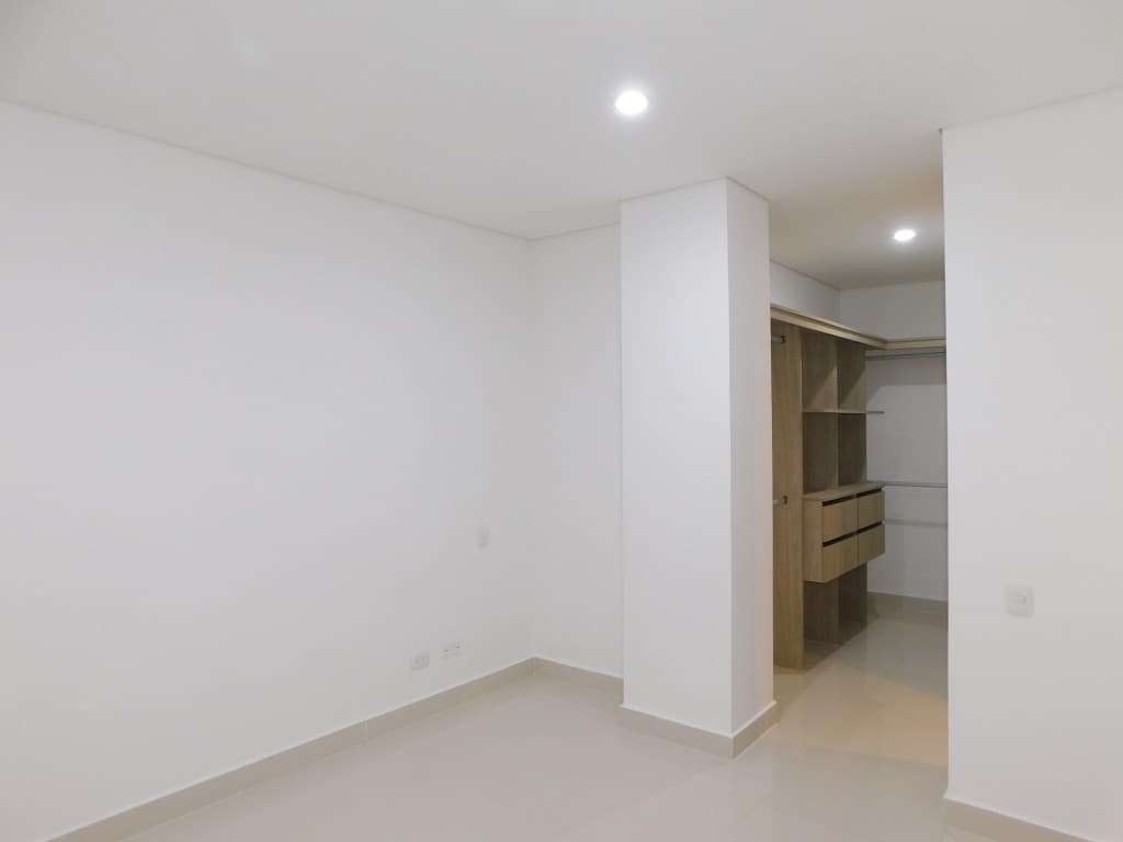 Imagen https://s3-us-west-2.amazonaws.com/pictures.domus.la/inmobiliaria_59/94967_20_1785873391.jpg