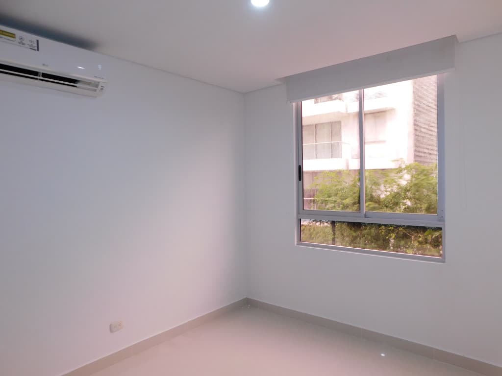 Imagen https://s3-us-west-2.amazonaws.com/pictures.domus.la/inmobiliaria_59/94967_23_1785873391.jpg