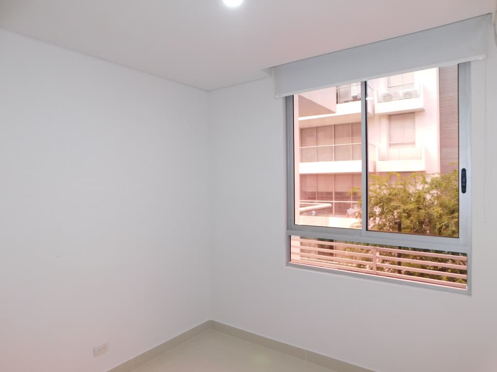 Imagen https://s3-us-west-2.amazonaws.com/pictures.domus.la/inmobiliaria_59/94967_25_1785873394.jpg