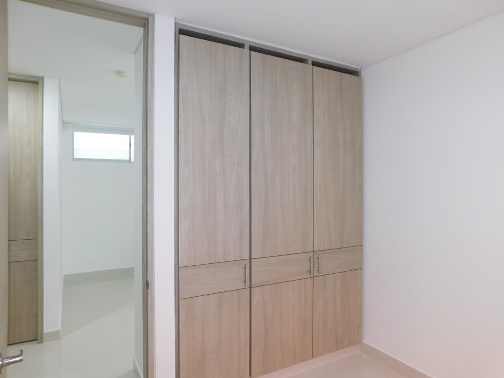 Imagen https://s3-us-west-2.amazonaws.com/pictures.domus.la/inmobiliaria_59/94967_27_1785873396.jpg