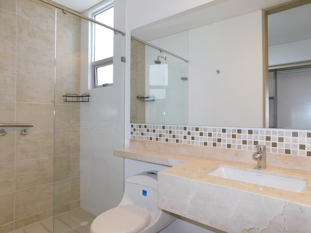 Imagen https://s3-us-west-2.amazonaws.com/pictures.domus.la/inmobiliaria_59/94967_30_1785873398.jpg