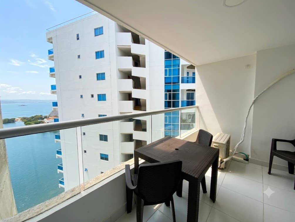 Imagen https://s3-us-west-2.amazonaws.com/pictures.domus.la/inmobiliaria_59/94971_10_1785896961.jpg