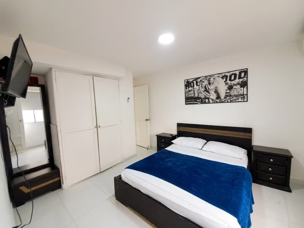 Imagen https://s3-us-west-2.amazonaws.com/pictures.domus.la/inmobiliaria_59/94971_17_1785896963.jpg