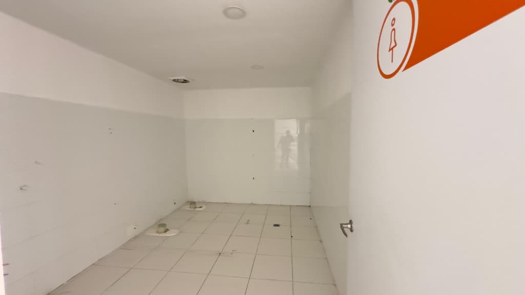 Imagen https://s3-us-west-2.amazonaws.com/pictures.domus.la/inmobiliaria_59/95285_19_1790364981.jpg