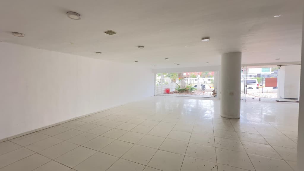 Imagen https://s3-us-west-2.amazonaws.com/pictures.domus.la/inmobiliaria_59/95285_3_1790364974.jpg