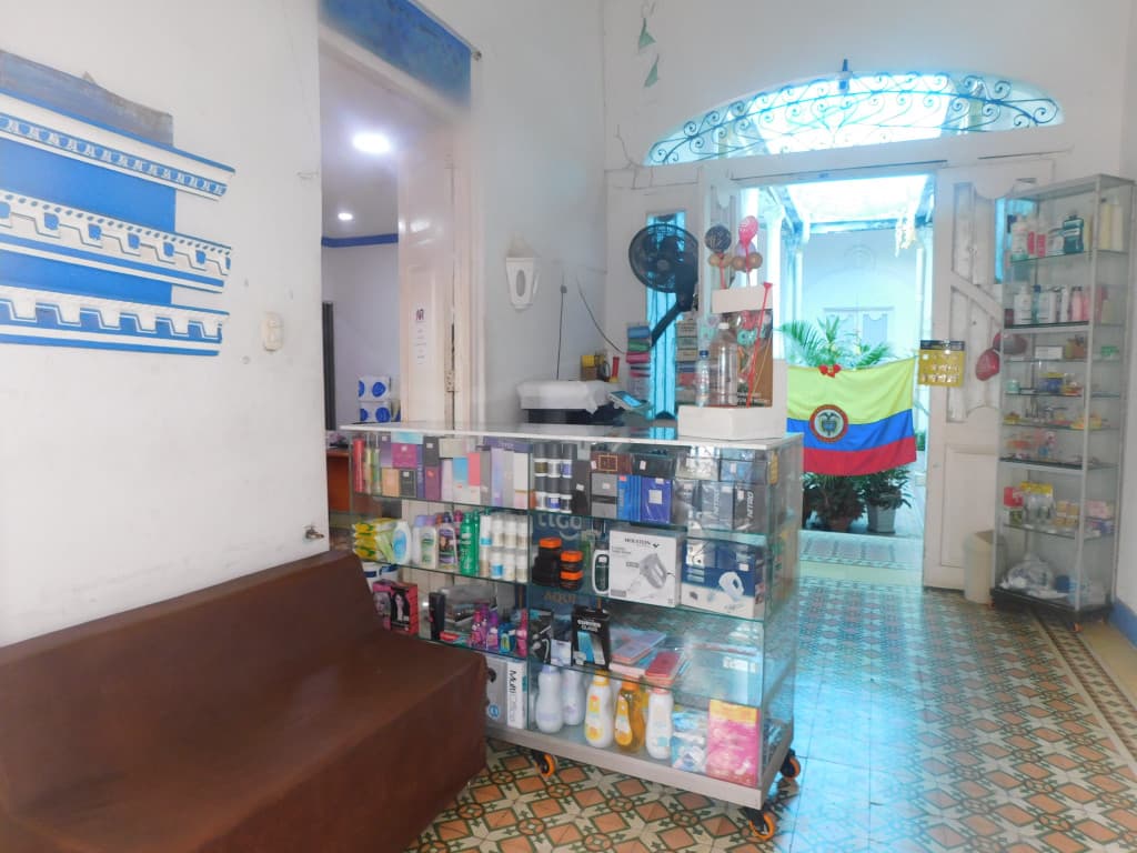 Imagen https://s3-us-west-2.amazonaws.com/pictures.domus.la/inmobiliaria_59/95288_12_1790175356.jpg