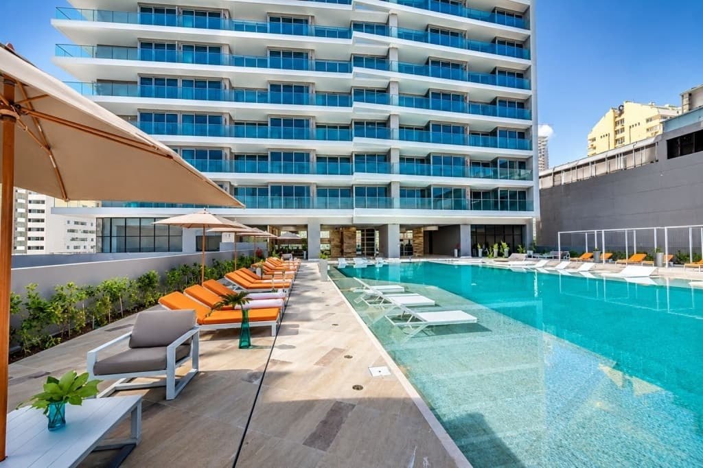 Imagen https://s3-us-west-2.amazonaws.com/pictures.domus.la/inmobiliaria_59/95353_2_1790967977.jpg