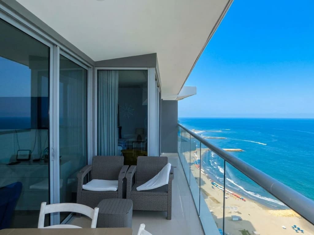 Imagen https://s3-us-west-2.amazonaws.com/pictures.domus.la/inmobiliaria_59/95353_7_1790967979.jpg
