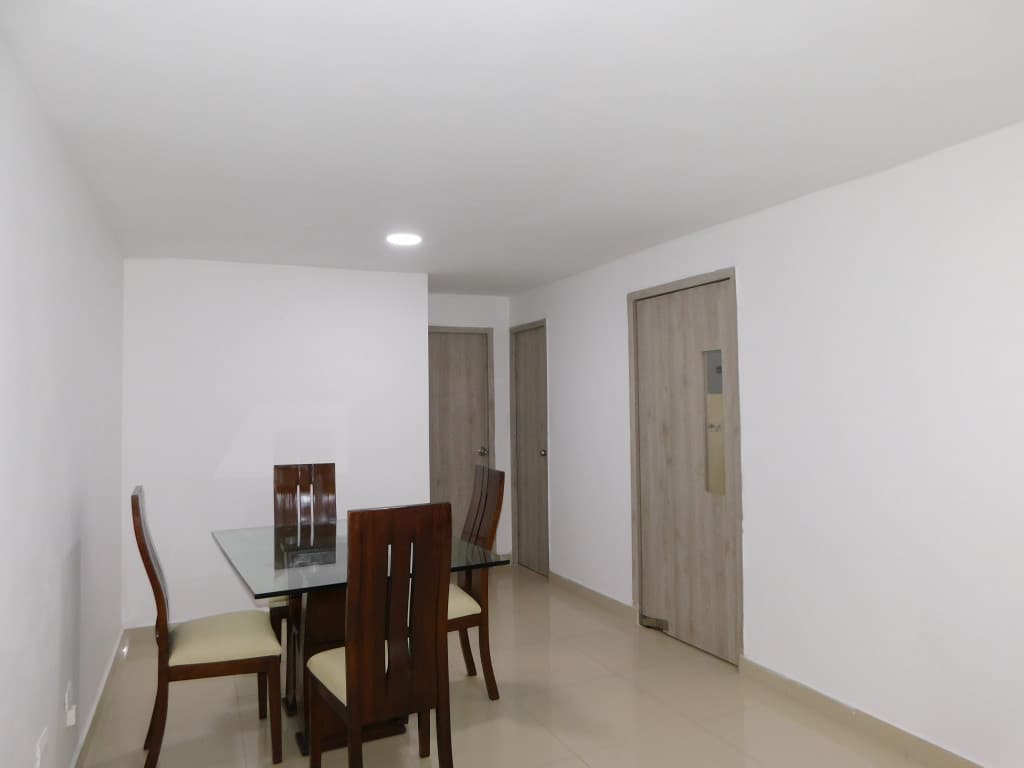 Imagen https://s3-us-west-2.amazonaws.com/pictures.domus.la/inmobiliaria_59/95354_3_1790968395.jpg