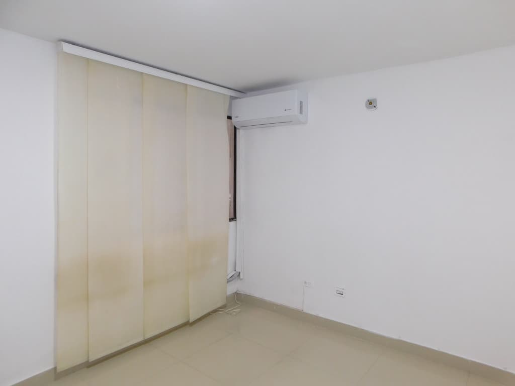 Imagen https://s3-us-west-2.amazonaws.com/pictures.domus.la/inmobiliaria_59/95354_7_1790968400.jpg