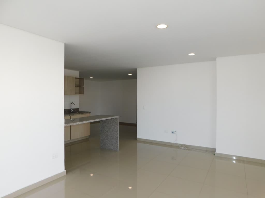 Imagen https://s3-us-west-2.amazonaws.com/pictures.domus.la/inmobiliaria_59/95355_13_1790968964.jpg
