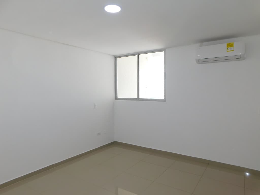 Imagen https://s3-us-west-2.amazonaws.com/pictures.domus.la/inmobiliaria_59/95355_15_1790968966.jpg