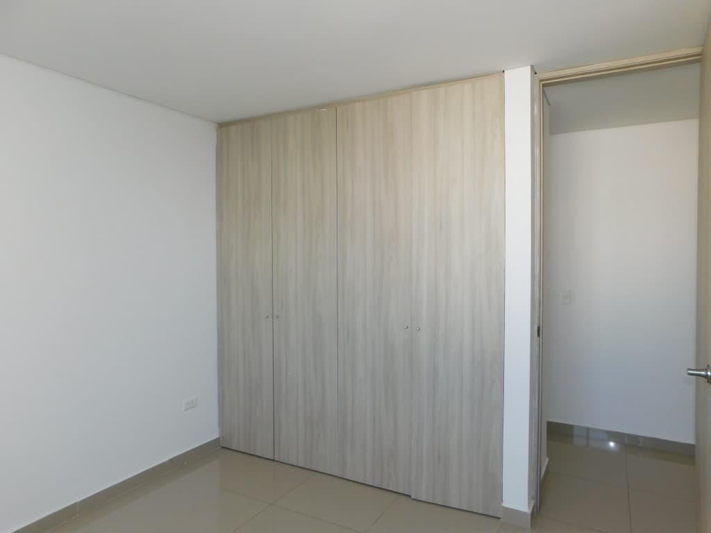 Imagen https://s3-us-west-2.amazonaws.com/pictures.domus.la/inmobiliaria_59/95355_22_1790968979.jpg