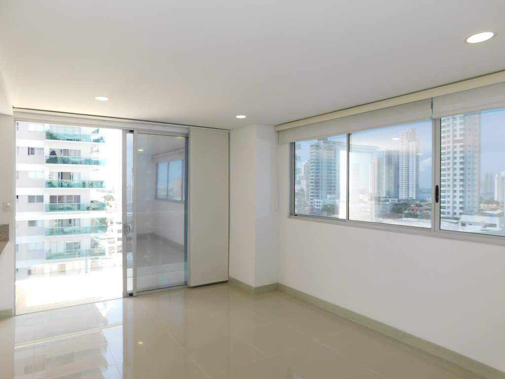 Imagen https://s3-us-west-2.amazonaws.com/pictures.domus.la/inmobiliaria_59/95356_12_1790969606.jpg