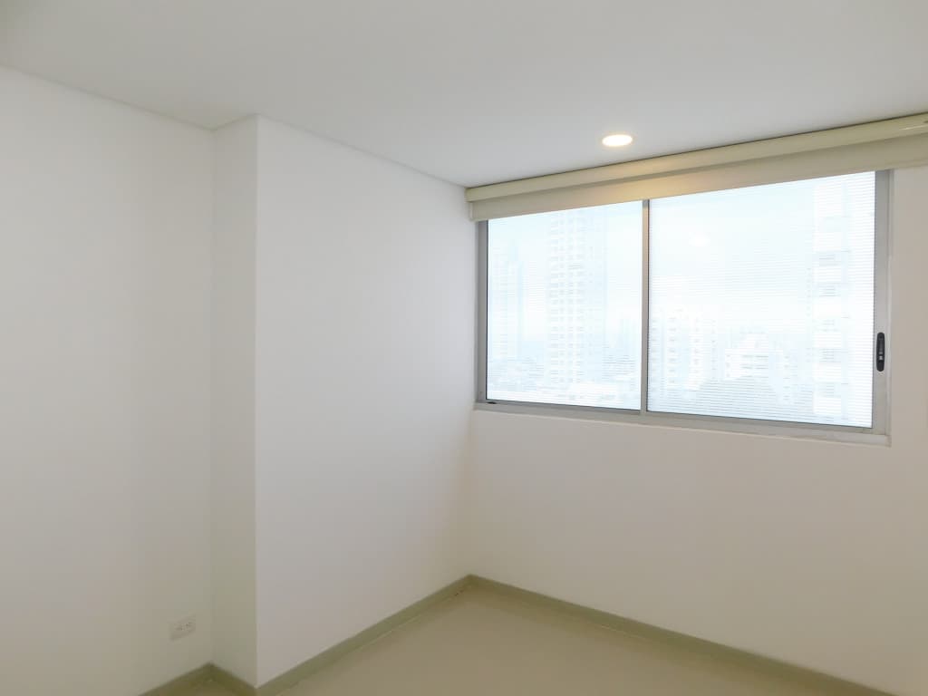 Imagen https://s3-us-west-2.amazonaws.com/pictures.domus.la/inmobiliaria_59/95356_22_1790969617.jpg