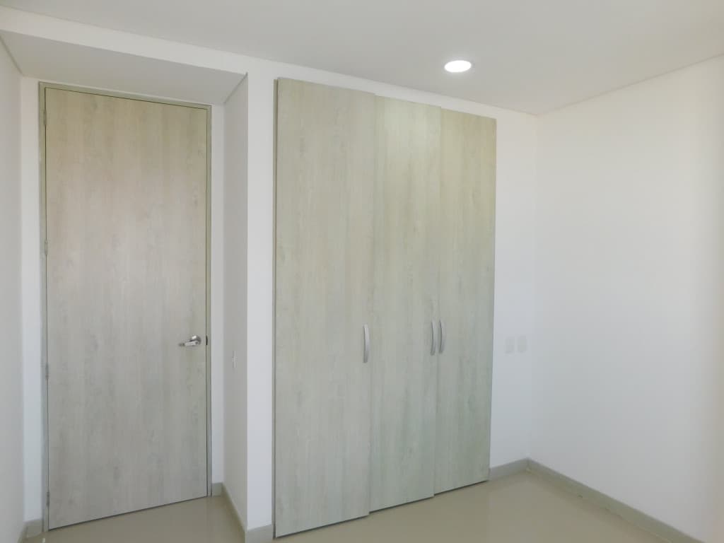 Imagen https://s3-us-west-2.amazonaws.com/pictures.domus.la/inmobiliaria_59/95356_25_1790969621.jpg