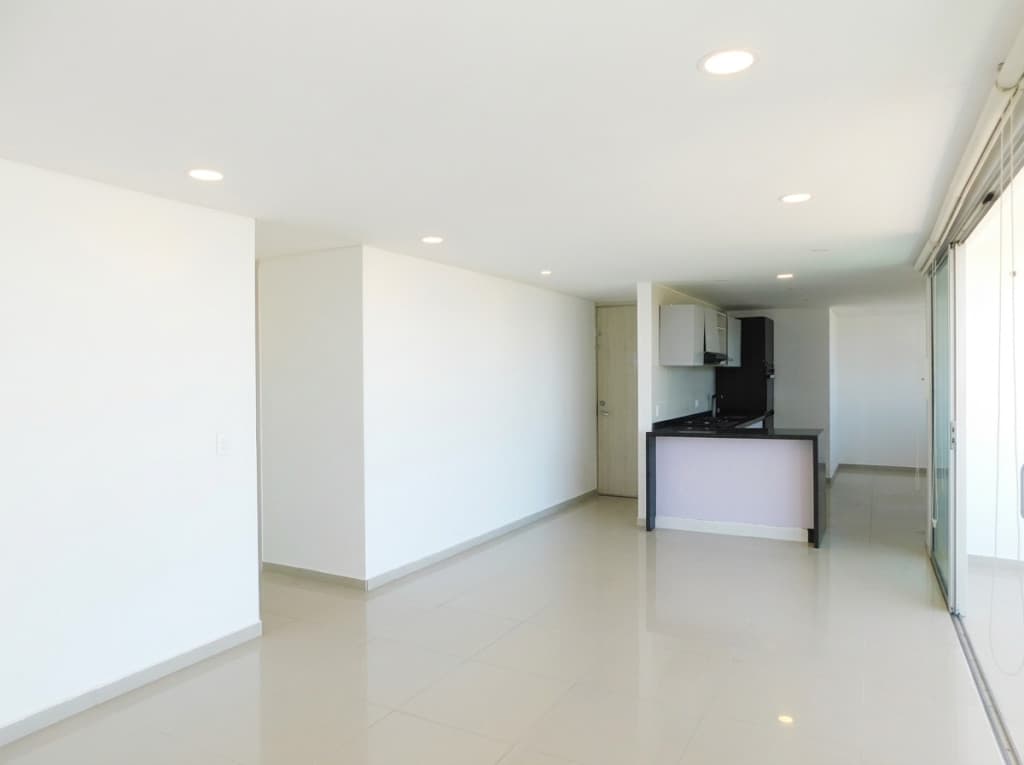 Imagen https://s3-us-west-2.amazonaws.com/pictures.domus.la/inmobiliaria_59/95357_12_1790970779.jpg