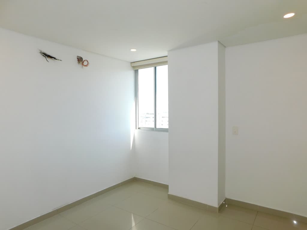 Imagen https://s3-us-west-2.amazonaws.com/pictures.domus.la/inmobiliaria_59/95357_21_1790970786.jpg