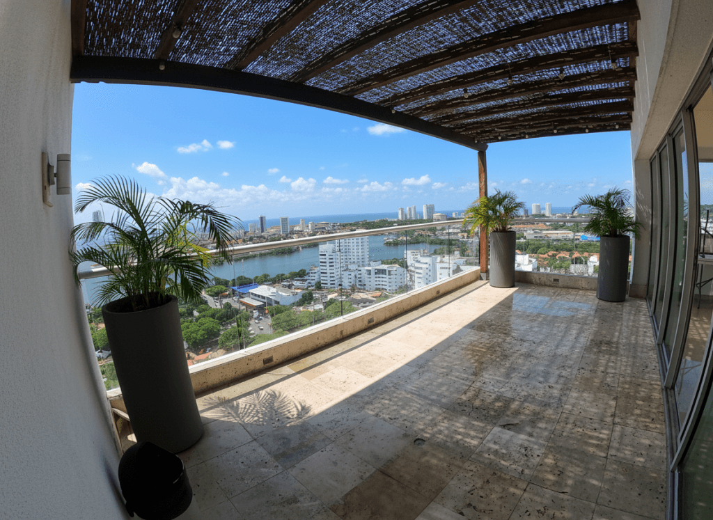 Imagen https://s3-us-west-2.amazonaws.com/pictures.domus.la/inmobiliaria_59/95357_5_1790970774.png