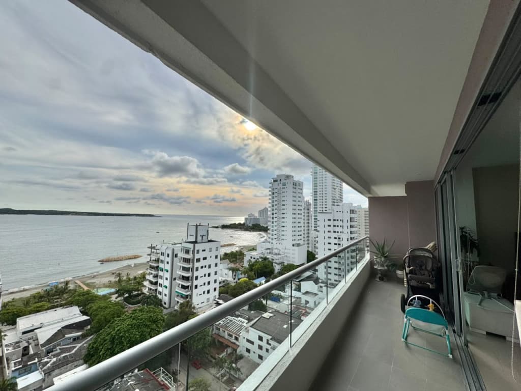 Imagen https://s3-us-west-2.amazonaws.com/pictures.domus.la/inmobiliaria_59/95358_9_1790969040.jpg