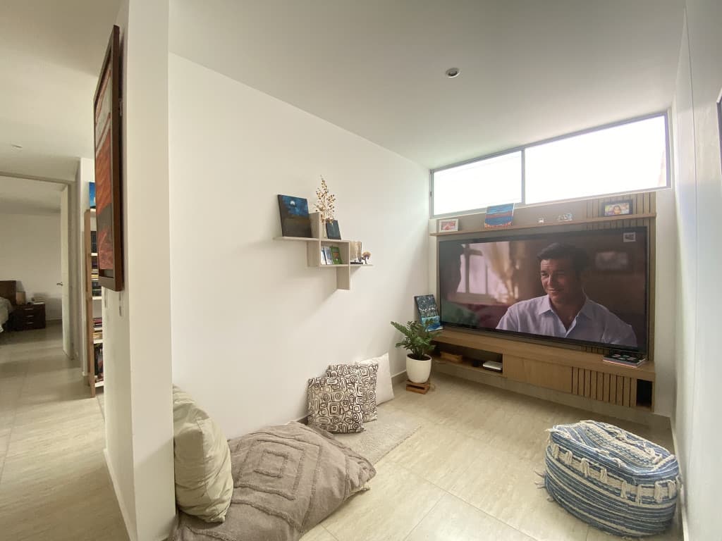 Imagen https://s3-us-west-2.amazonaws.com/pictures.domus.la/inmobiliaria_59/95359_11_1791228334.jpg
