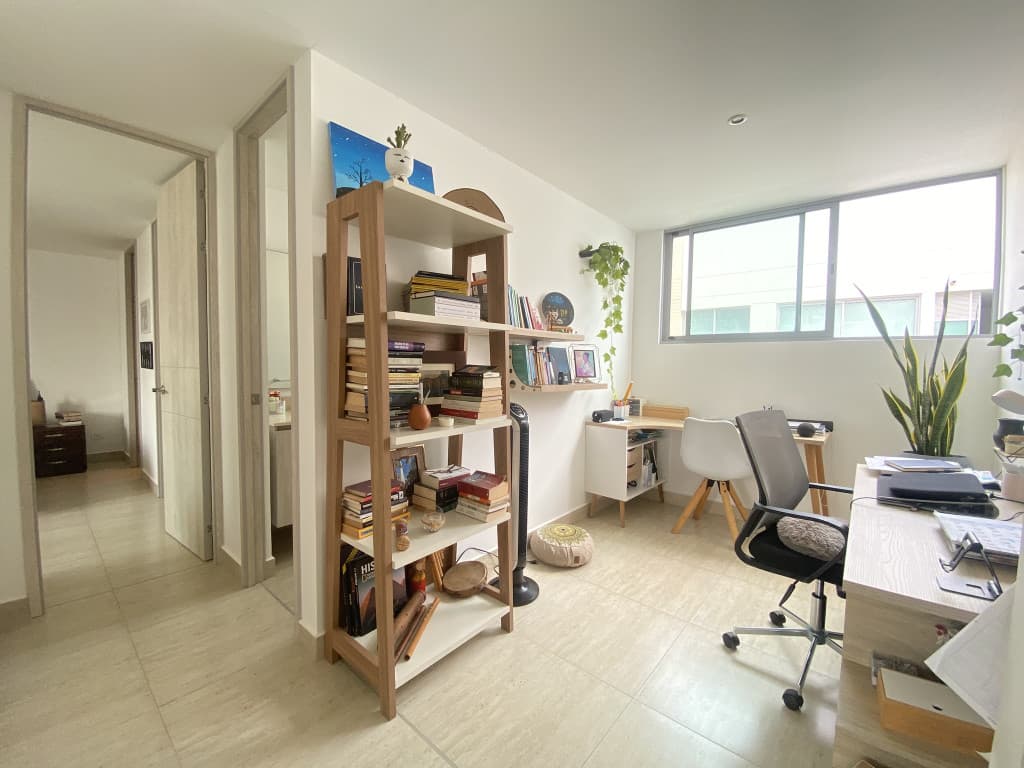 Imagen https://s3-us-west-2.amazonaws.com/pictures.domus.la/inmobiliaria_59/95359_13_1791228335.jpg