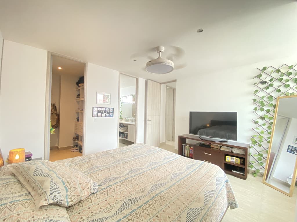 Imagen https://s3-us-west-2.amazonaws.com/pictures.domus.la/inmobiliaria_59/95359_16_1791228336.jpg
