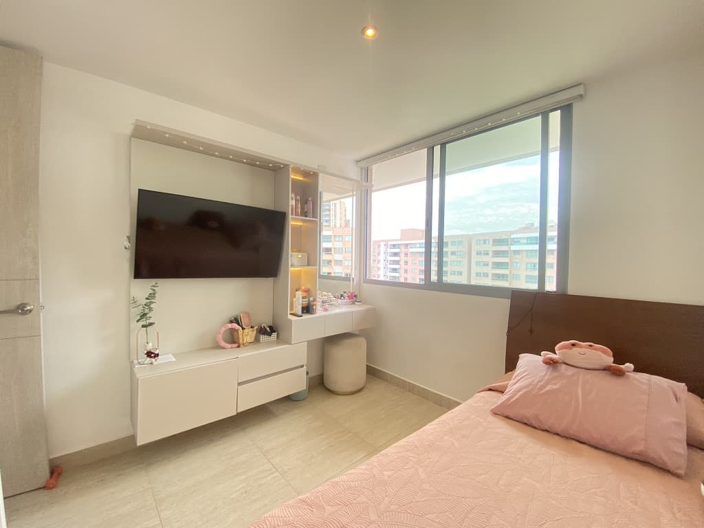 Imagen https://s3-us-west-2.amazonaws.com/pictures.domus.la/inmobiliaria_59/95359_19_1791228337.jpg