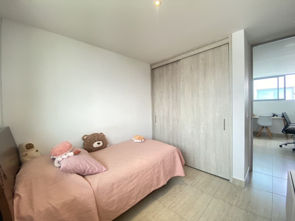 Imagen https://s3-us-west-2.amazonaws.com/pictures.domus.la/inmobiliaria_59/95359_20_1791228338.jpg