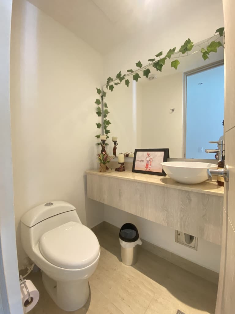Imagen https://s3-us-west-2.amazonaws.com/pictures.domus.la/inmobiliaria_59/95359_7_1791228333.jpg