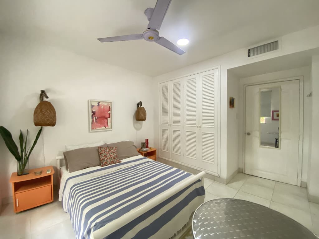 Imagen https://s3-us-west-2.amazonaws.com/pictures.domus.la/inmobiliaria_59/95360_15_1791229027.jpg