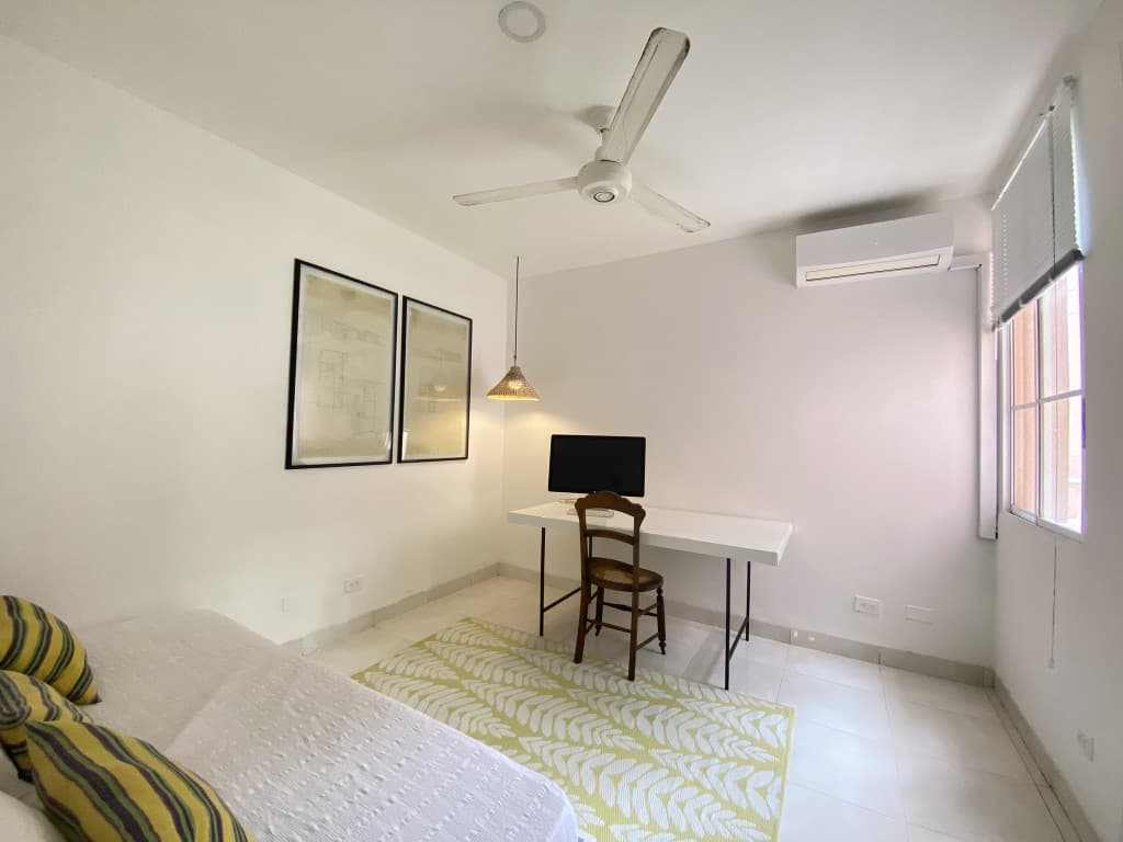 Imagen https://s3-us-west-2.amazonaws.com/pictures.domus.la/inmobiliaria_59/95360_16_1791229028.jpg