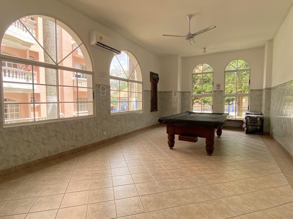 Imagen https://s3-us-west-2.amazonaws.com/pictures.domus.la/inmobiliaria_59/95360_26_1791229022.jpg