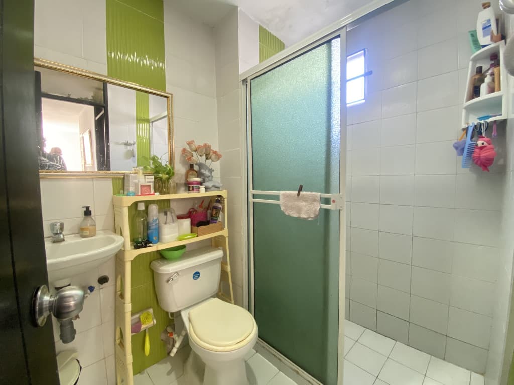 Imagen https://s3-us-west-2.amazonaws.com/pictures.domus.la/inmobiliaria_59/95361_12_1791229384.jpg