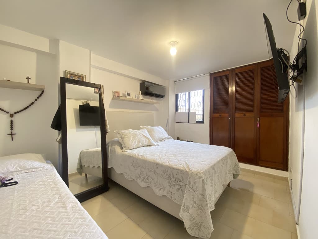 Imagen https://s3-us-west-2.amazonaws.com/pictures.domus.la/inmobiliaria_59/95362_9_1791215362.jpg