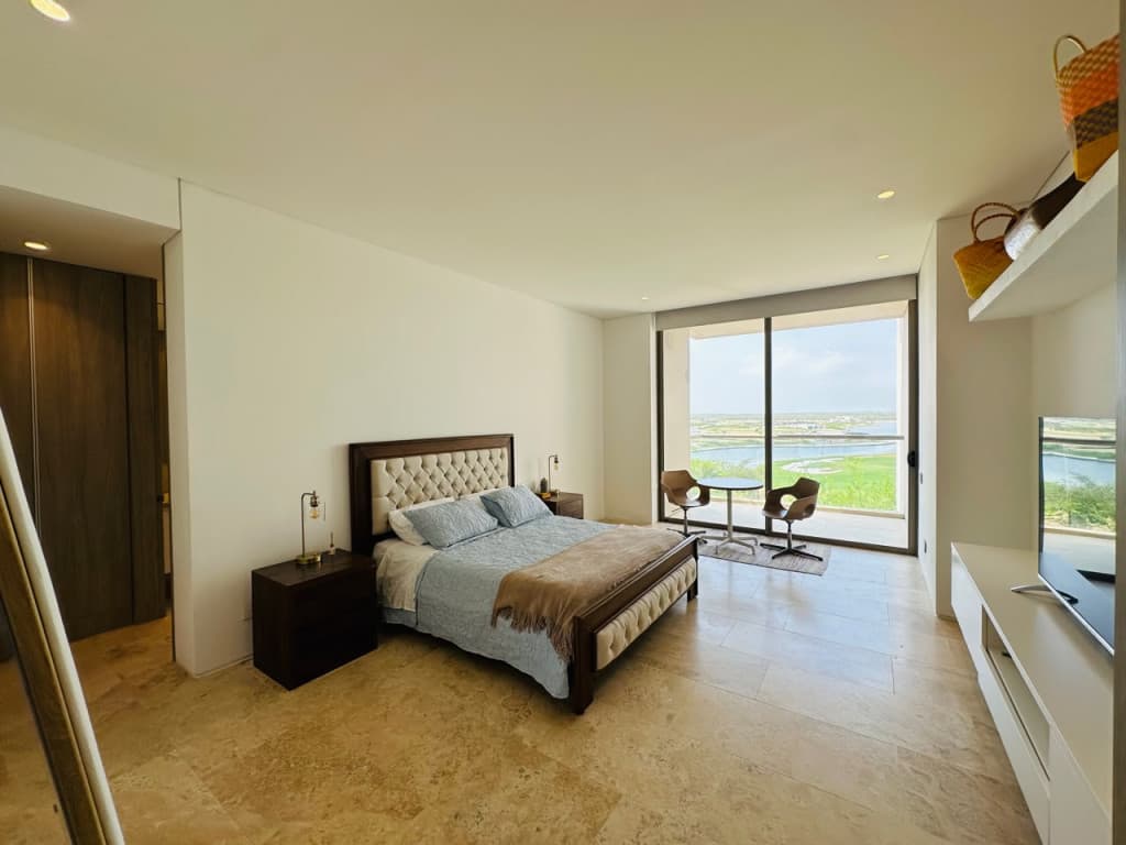 Imagen https://s3-us-west-2.amazonaws.com/pictures.domus.la/inmobiliaria_59/95363_24_1791225332.jpg